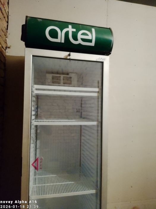 Халаделни 
Нархини келишамз 
Холати : янгидек