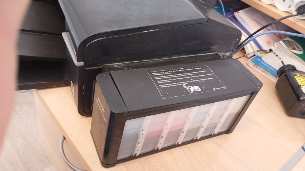 Продам притер Epson l 805