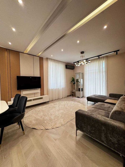 Продаётся 3/2/5  Cambridge Residence