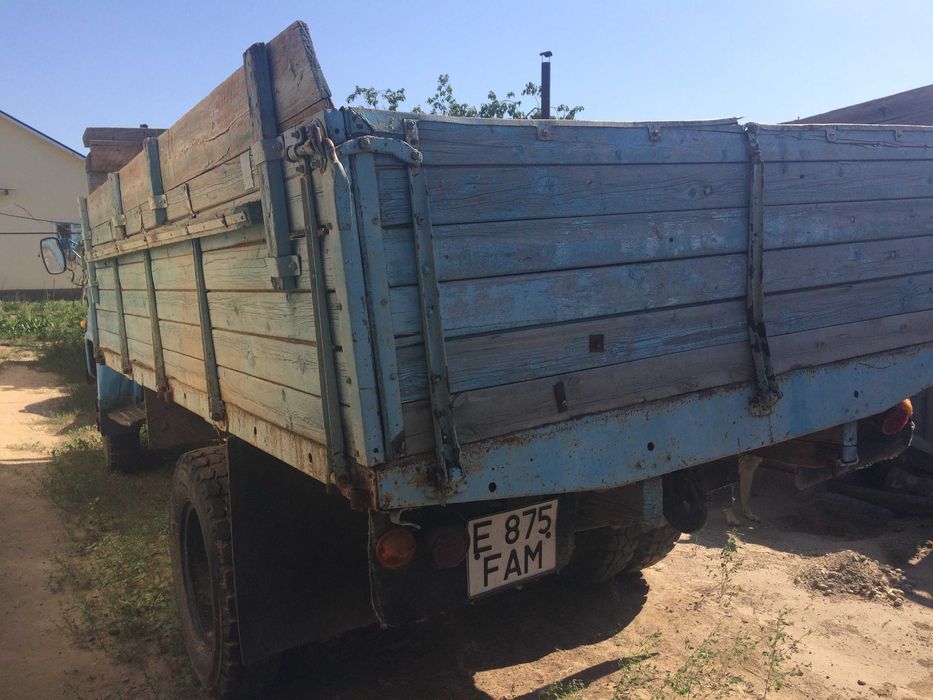продам ГАЗ-53 бортовой