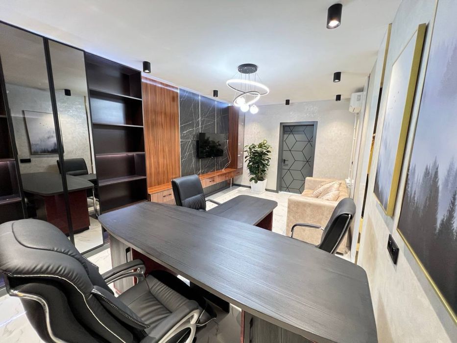 Сдается в аренду Евро офис с мебелью вдоль дороги 120м2 - Яккасарай