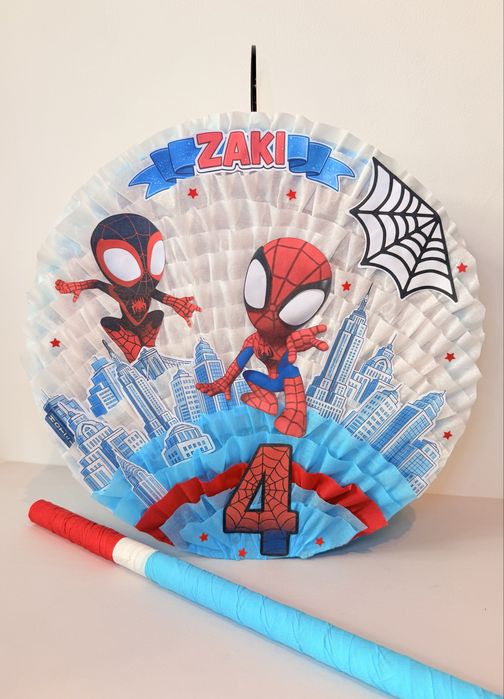 Спайди и неговите неяероятни приятели пинята Spidey