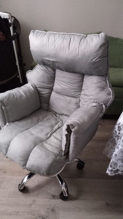 Продается компьютерное кресло