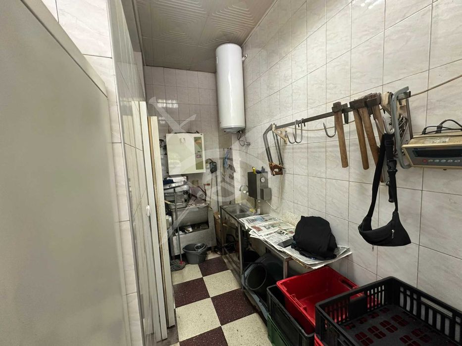 Дава се под наем Магазин в Пловдив, Център - 31 кв.м за 240000 € - Снимка #3