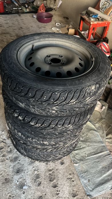 Продам диски с шинами