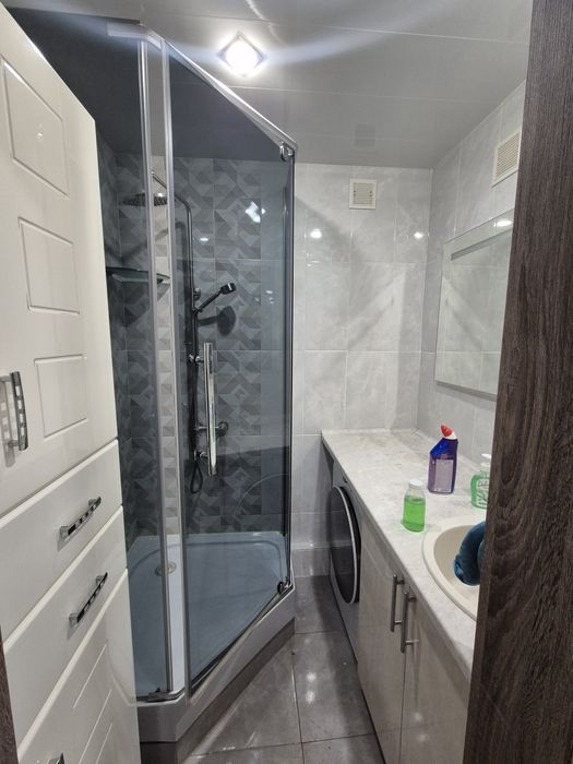 Продам 3 ком.индивидуальной планировки