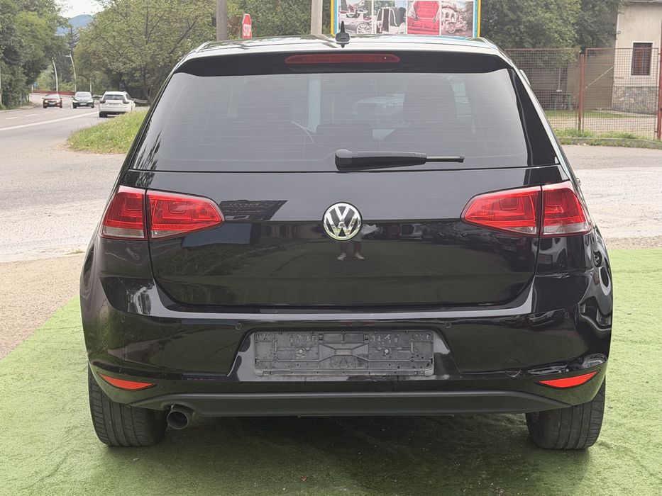 Volkswagen Golf 7  si in rate