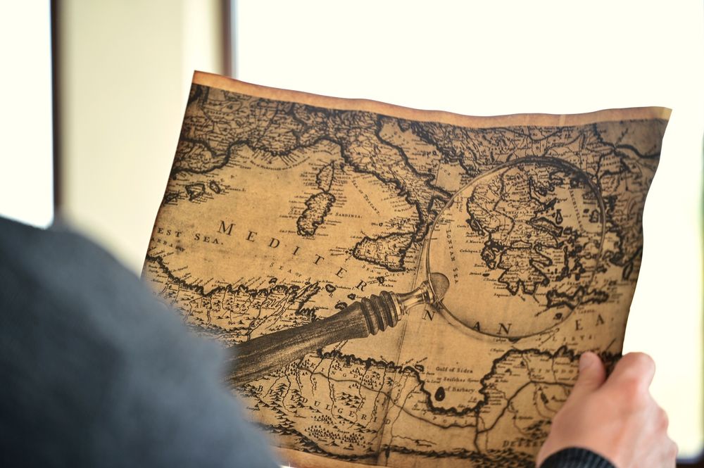 Изработени Карти от Миналото!