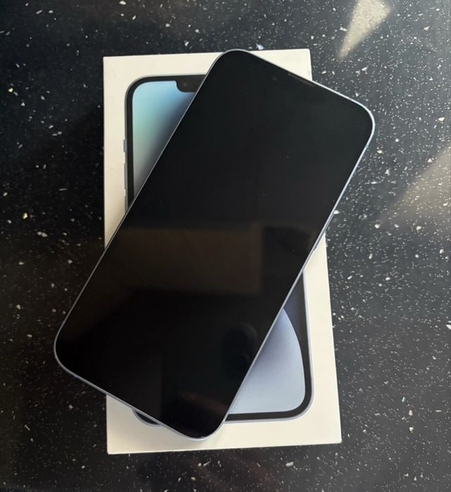 Продам IPhone 14 128gb