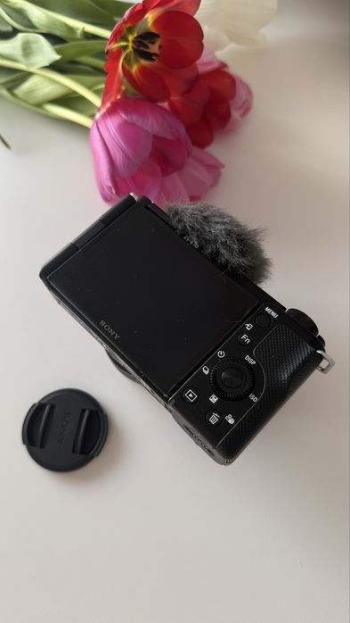 Aparat foto compact pentru vlogging Sony - ZV-E10, E PZ 16-50mm f/3.5-5.6