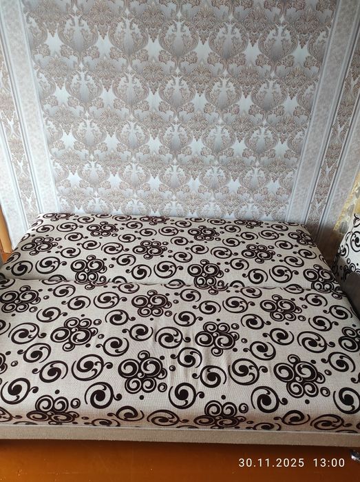 Срочно Продам  диван