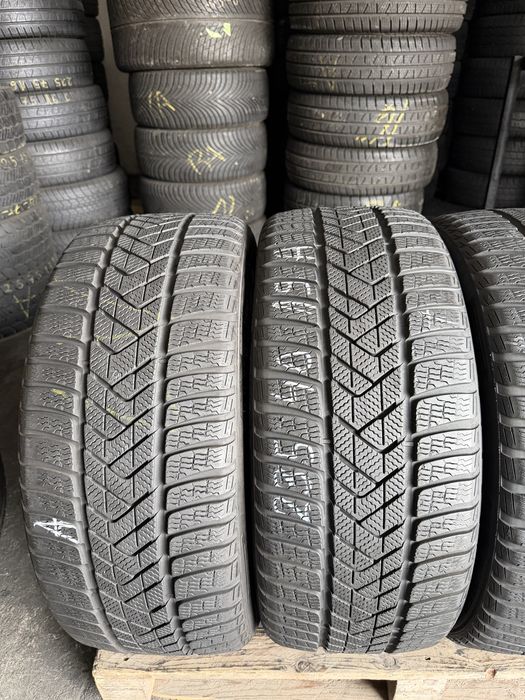 4 anvelope iarna 235/40/19 , Pirelli , TO ( echipate Tesla ) , 6.5 mm !