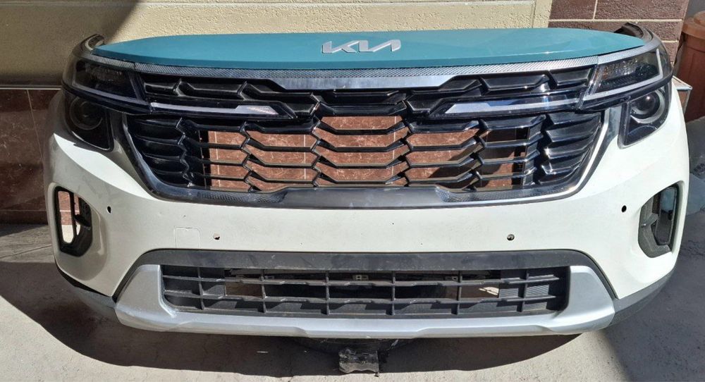Kia Seltos 2023 oldi bamfer