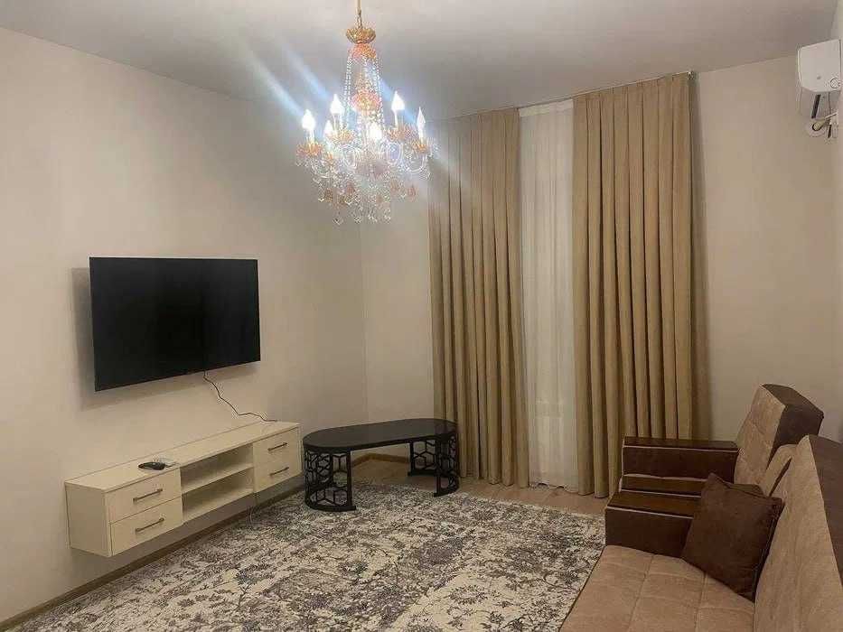 СРОЧНО! Сдается квартира для семейных 2/4/9 • Адрес: ЖК "Almazar city"
