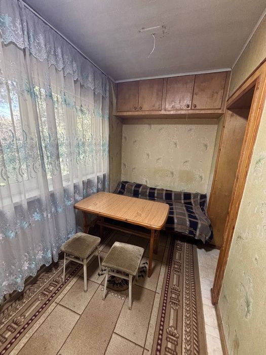 Буз базар. Метро Буюк Ипак Йули. БИЙ. Продам 2 ком квартиру у метро