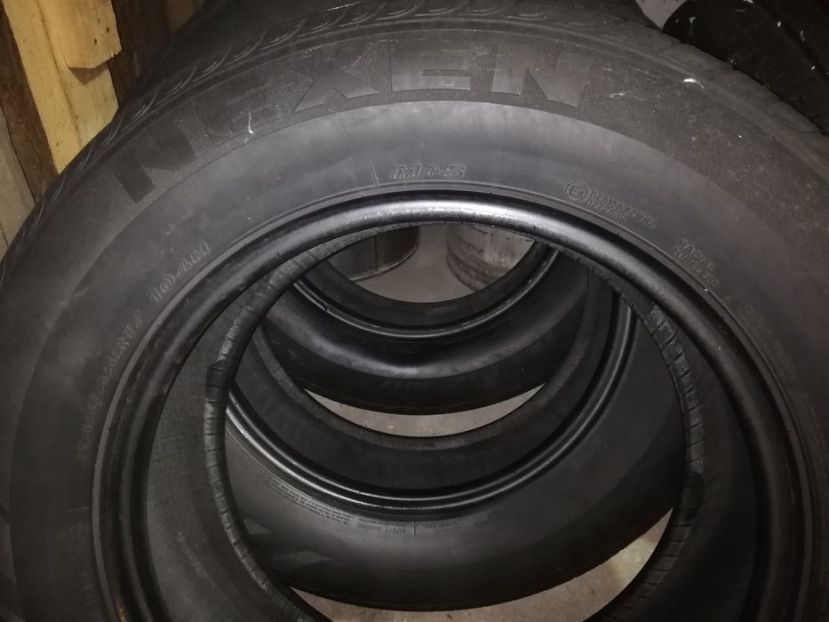 Продам б/у резину