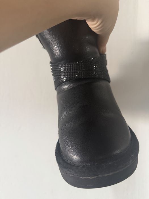 Угги на девочку в отличном состоянии