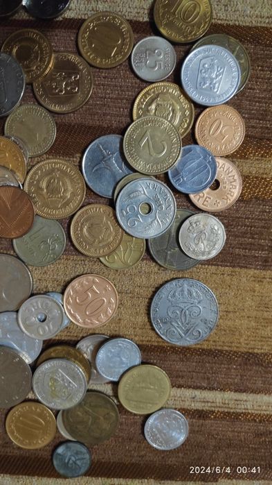 Продам монеты разных стран