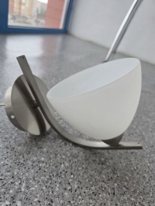 Продам светильник