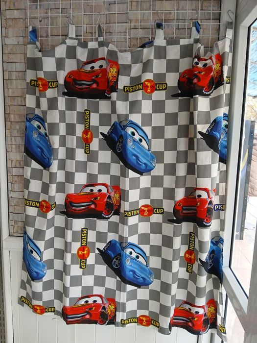 Пердета на Маккуин