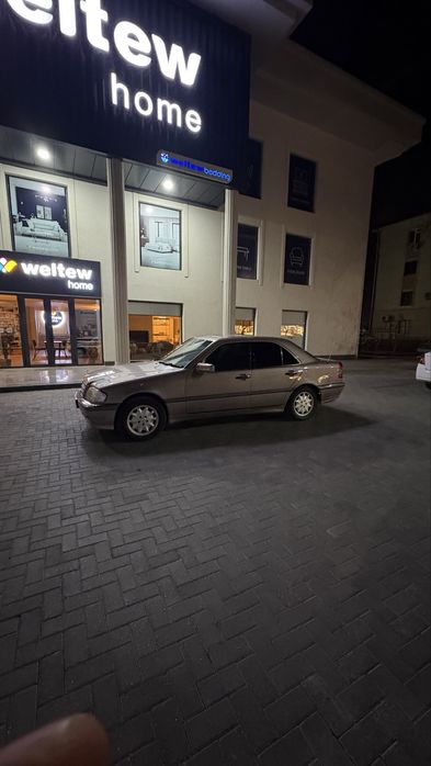 W202 срочно продается!!! 9400$