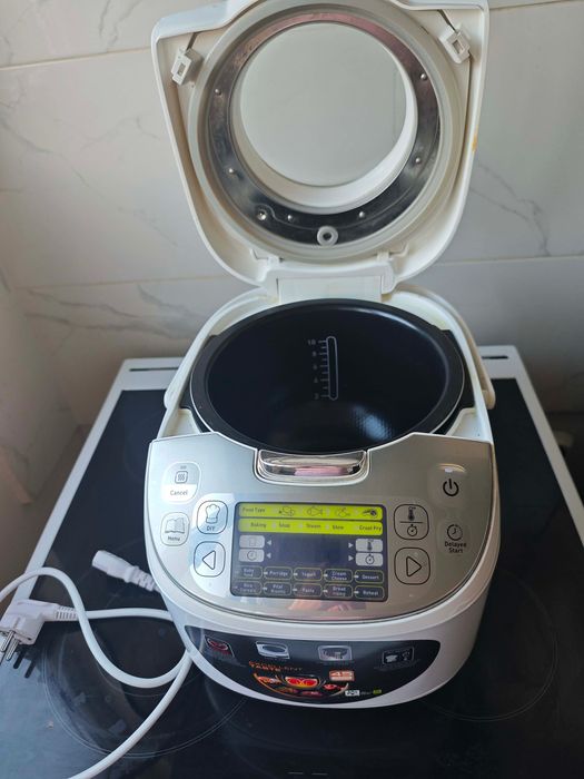 Кухненски робот, най-добрия помощник на жената!