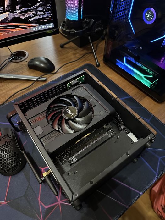 Ryzen 5 5600x + Rtx 5050 в мини корпусе