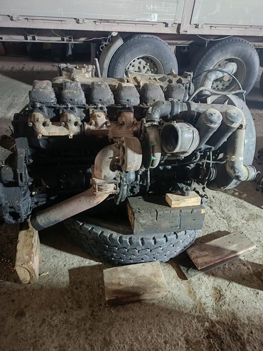 Продам двигатель на Ман командор D2866