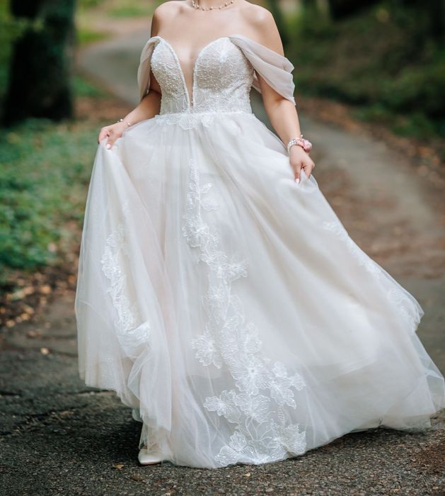 Сватбена рокля Ivory цвят Viktoria wedding