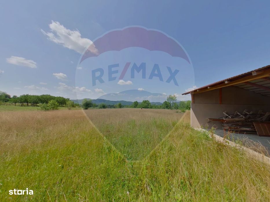 Casă în Crăciunești | Oportunitate de Investiție