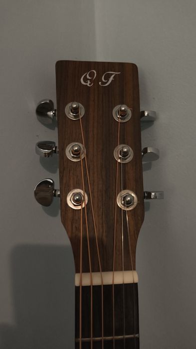 Продаю гитаруㅤㅤㅤ