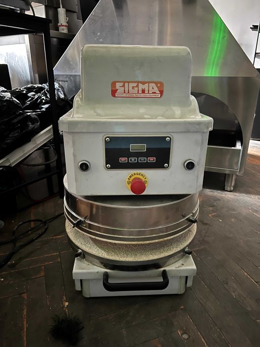Presa automata pizza Sigma diametru 50 cm