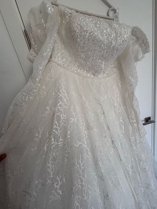 Продам свадебное платье