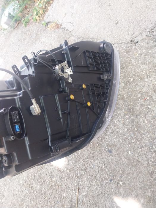 Ляв фар porsche cayenne