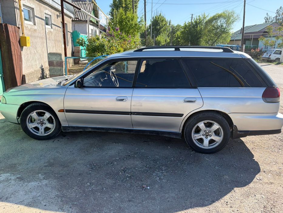 Машина subaru legacy