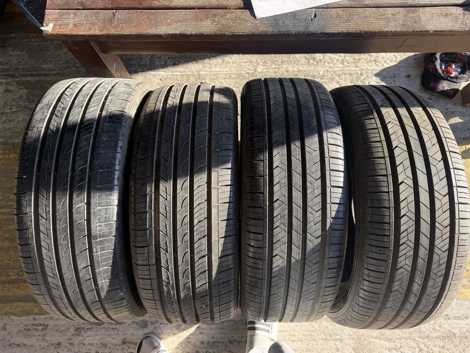 Продам. 215/45/17