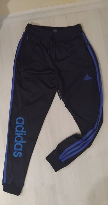 Pantaloni bărbați Adidas si Nike