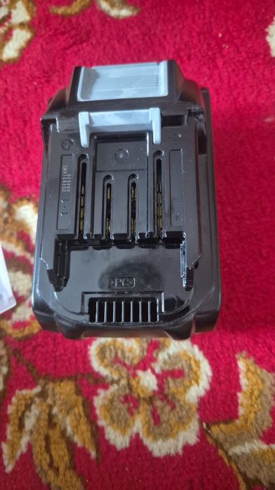 Аккумулятор макита 40Вольт 4А/ч