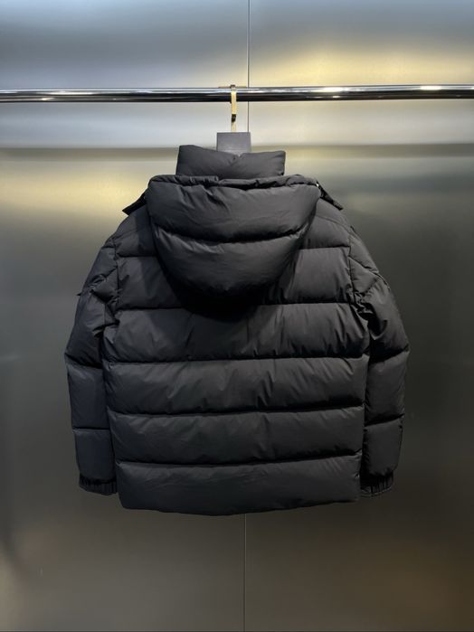 Geaca Moncler colectie noua
