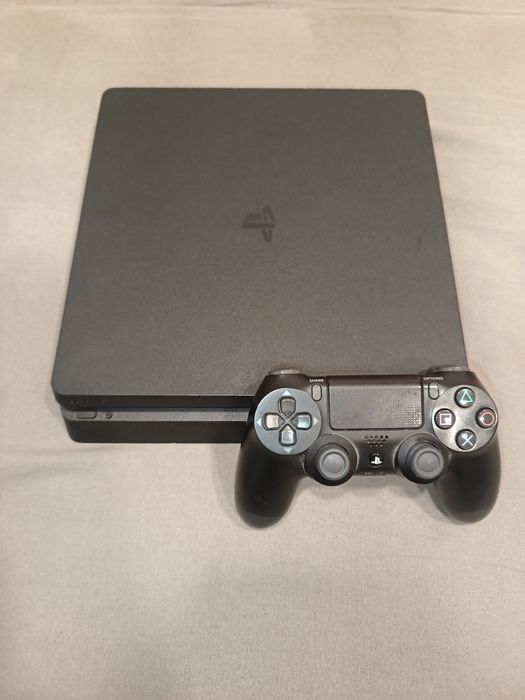 Vand urgent ps4 1 TB