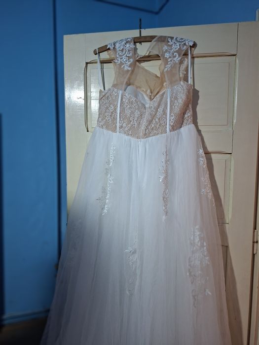 Rochie de mireasa noua