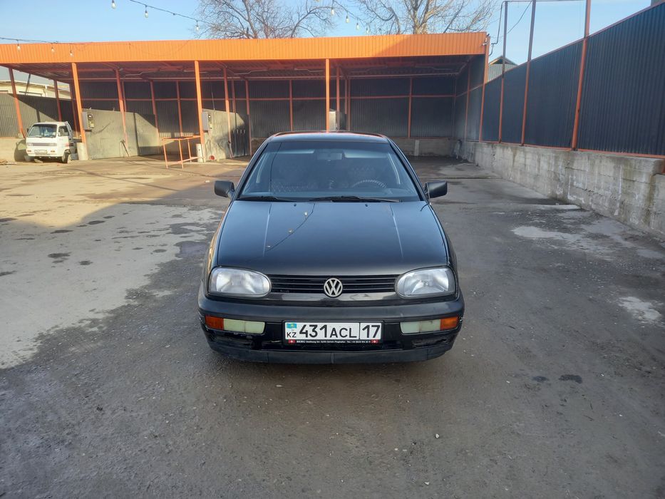 Фолгсваген Гольф 3