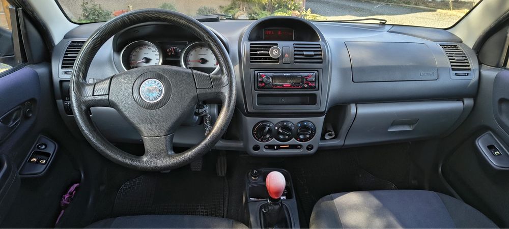 Suzuki ignis 2004 4x4