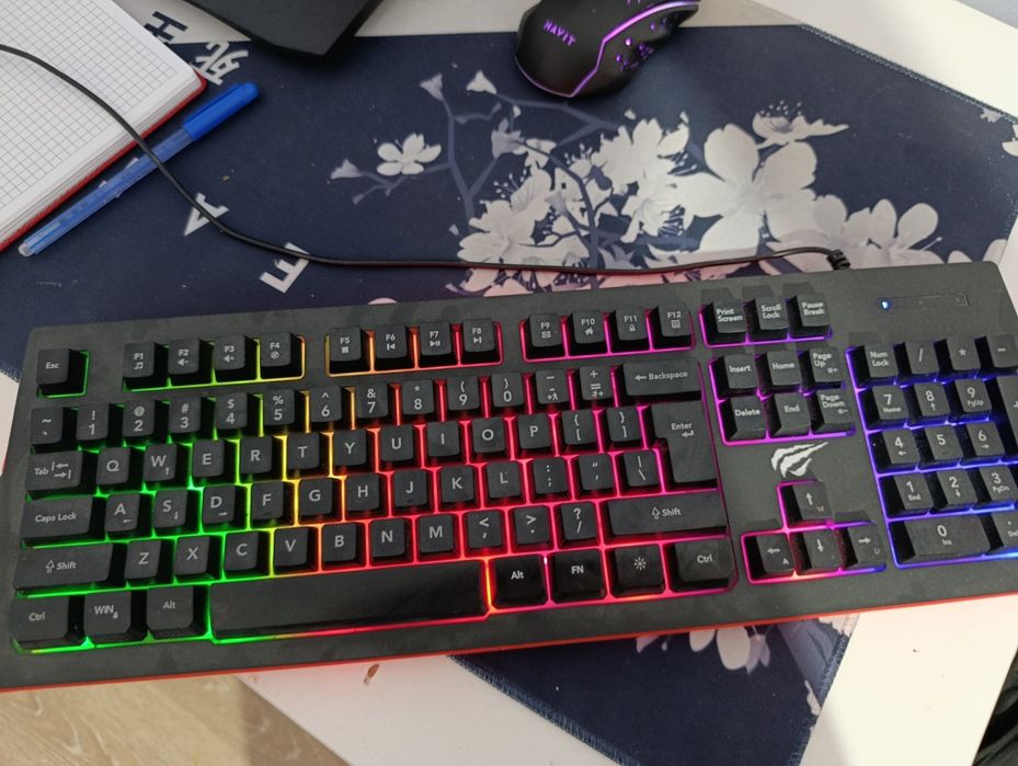 Клавиатура игровая