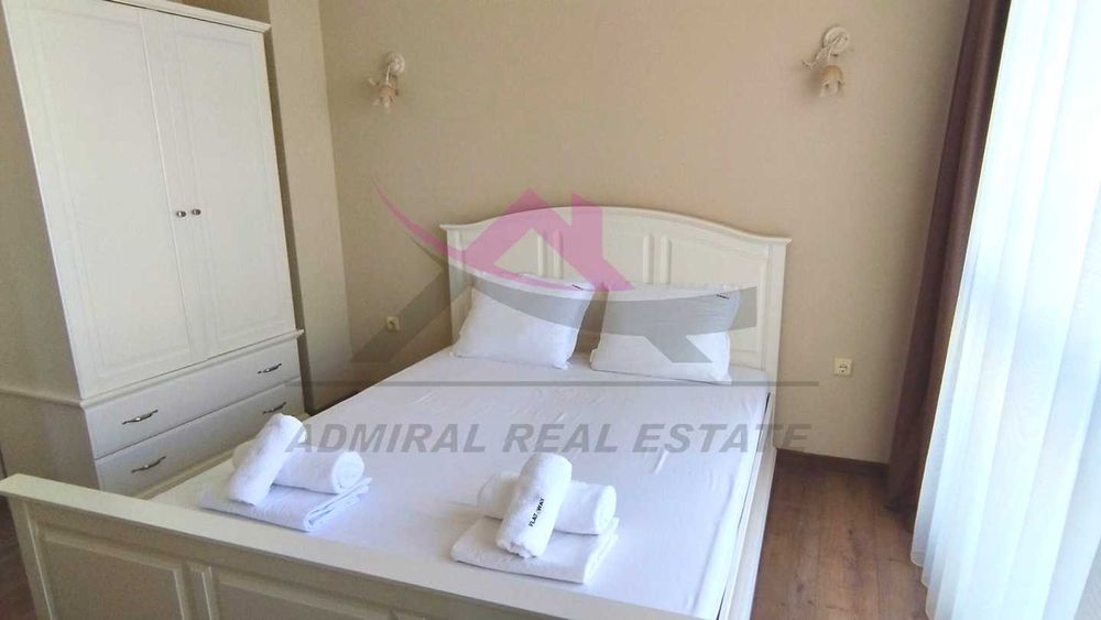 Дава се под наем Четиристаен апартамент в Варна, Бриз - 130 кв.м за 869 € - Снимка #3