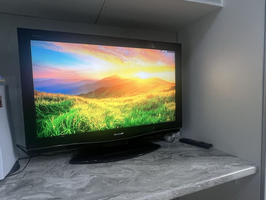 Продам телевизор Sharp