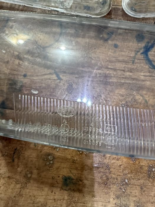 Стекло пассат б5 оригинал хелла