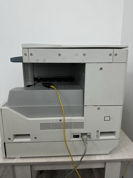 А3 Принтер canon ir2018