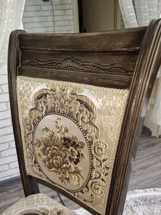 Срочно продается стол и стул комплект 12 kishilik