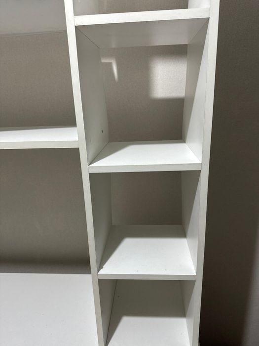 Продаю свои шкафы и стол